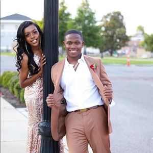 Meet your Posher, Quan